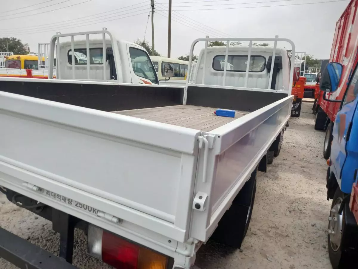 Hyundai Mighty - 2005