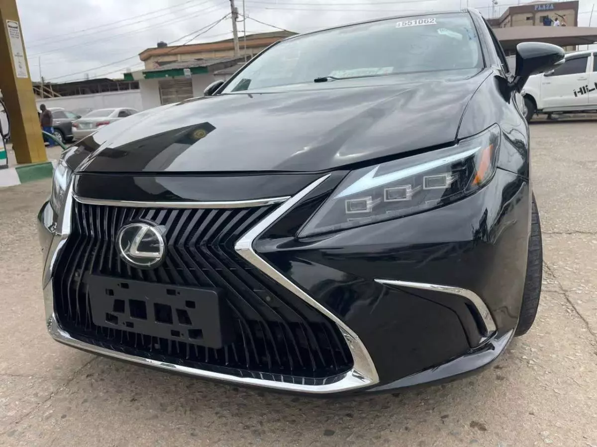 Lexus ES 350   - 2013