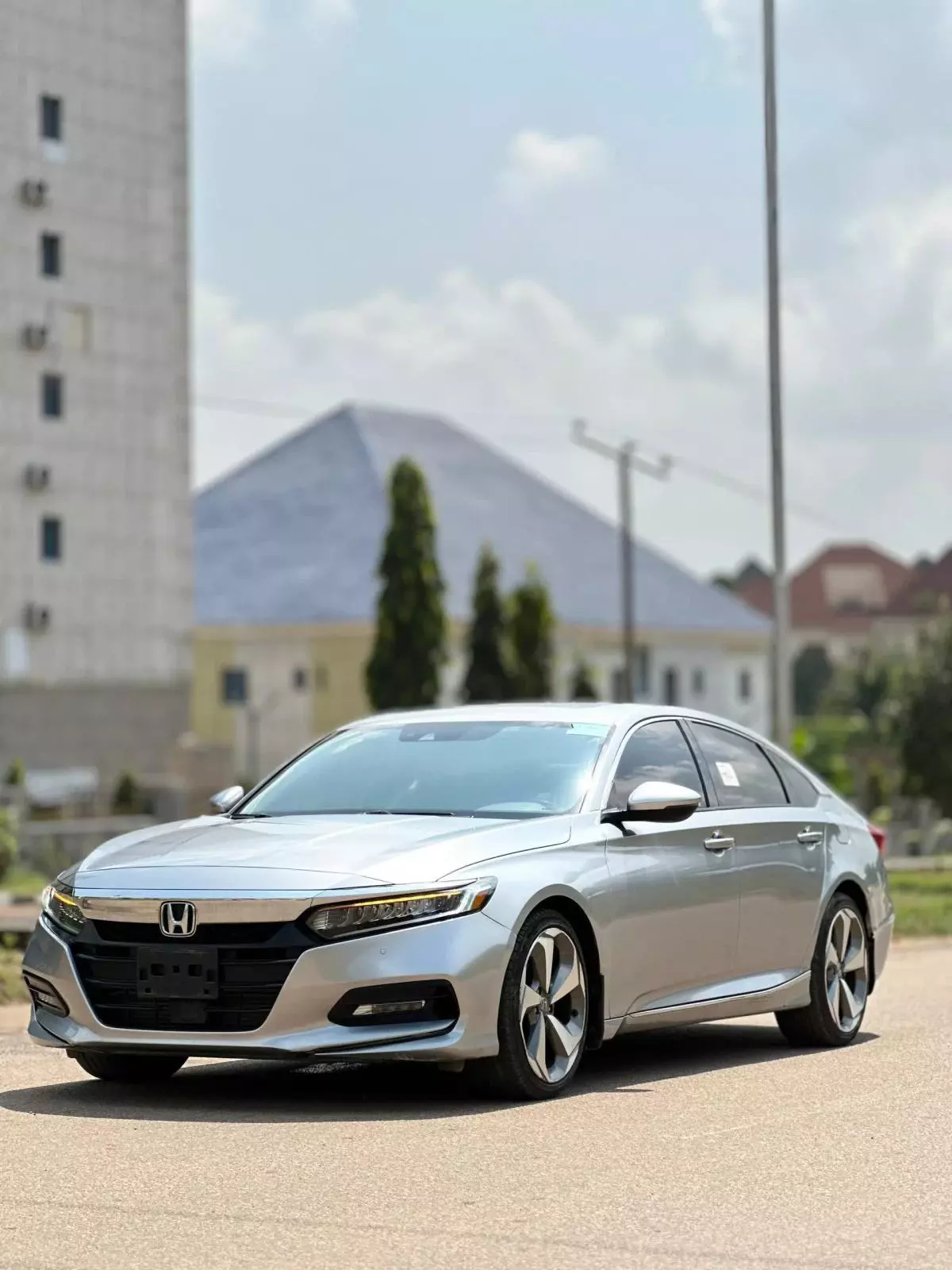 Honda Accord   - 2019