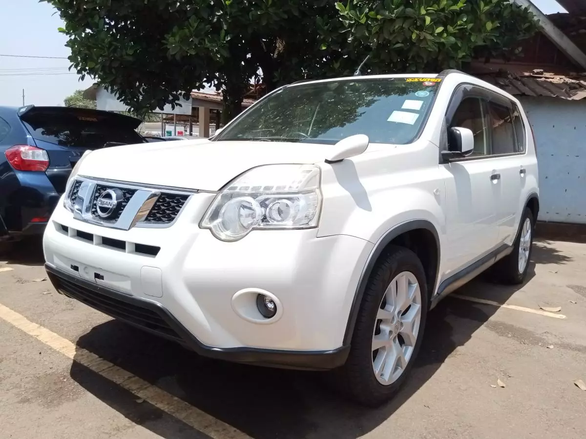 Nissan X-Trail   - 2012