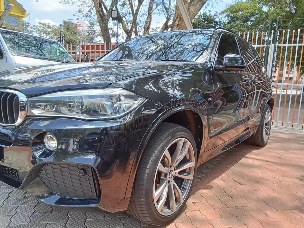 BMW X5   - 2016