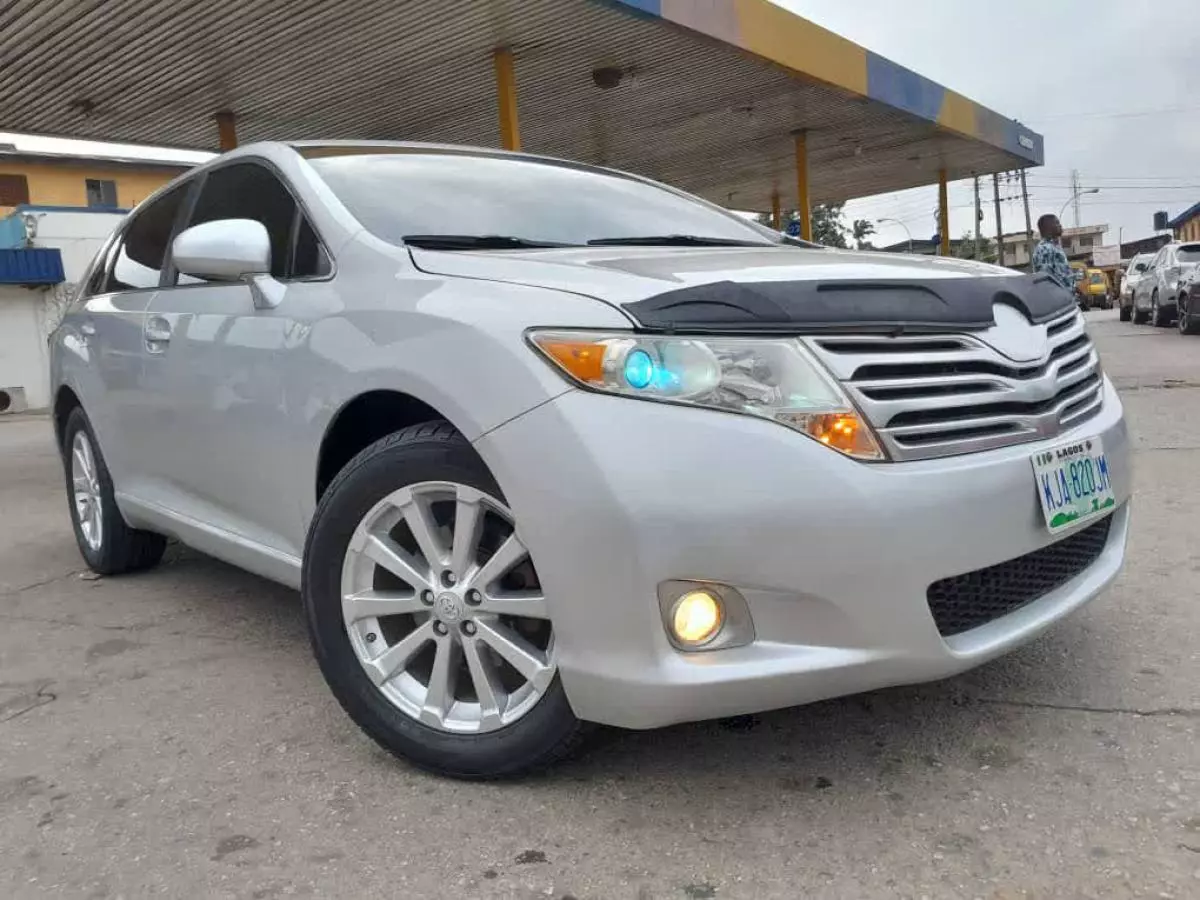 Toyota Venza   - 2009