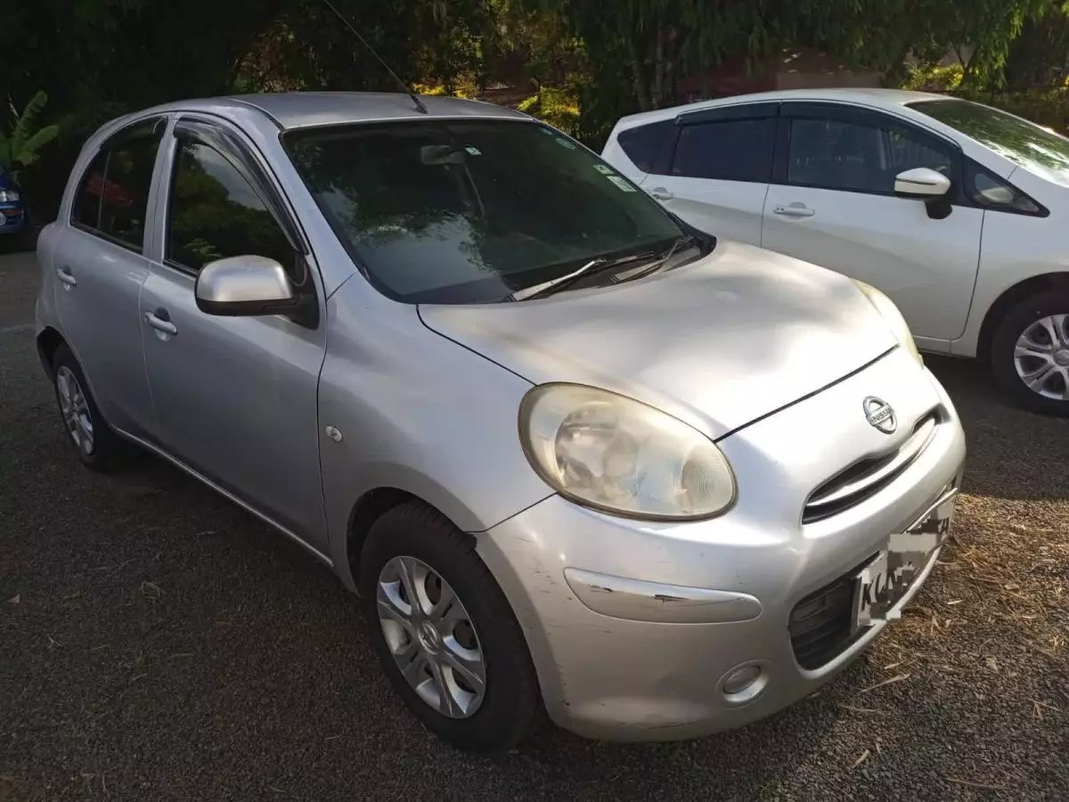 Nissan March - 2011