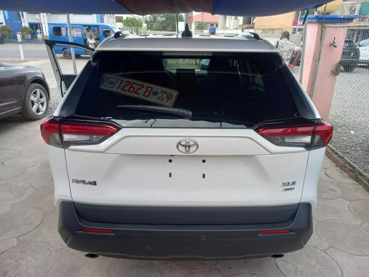 Toyota RAV 4 - 2021