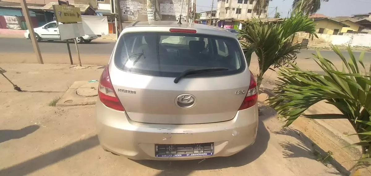 Hyundai i20 - 2012