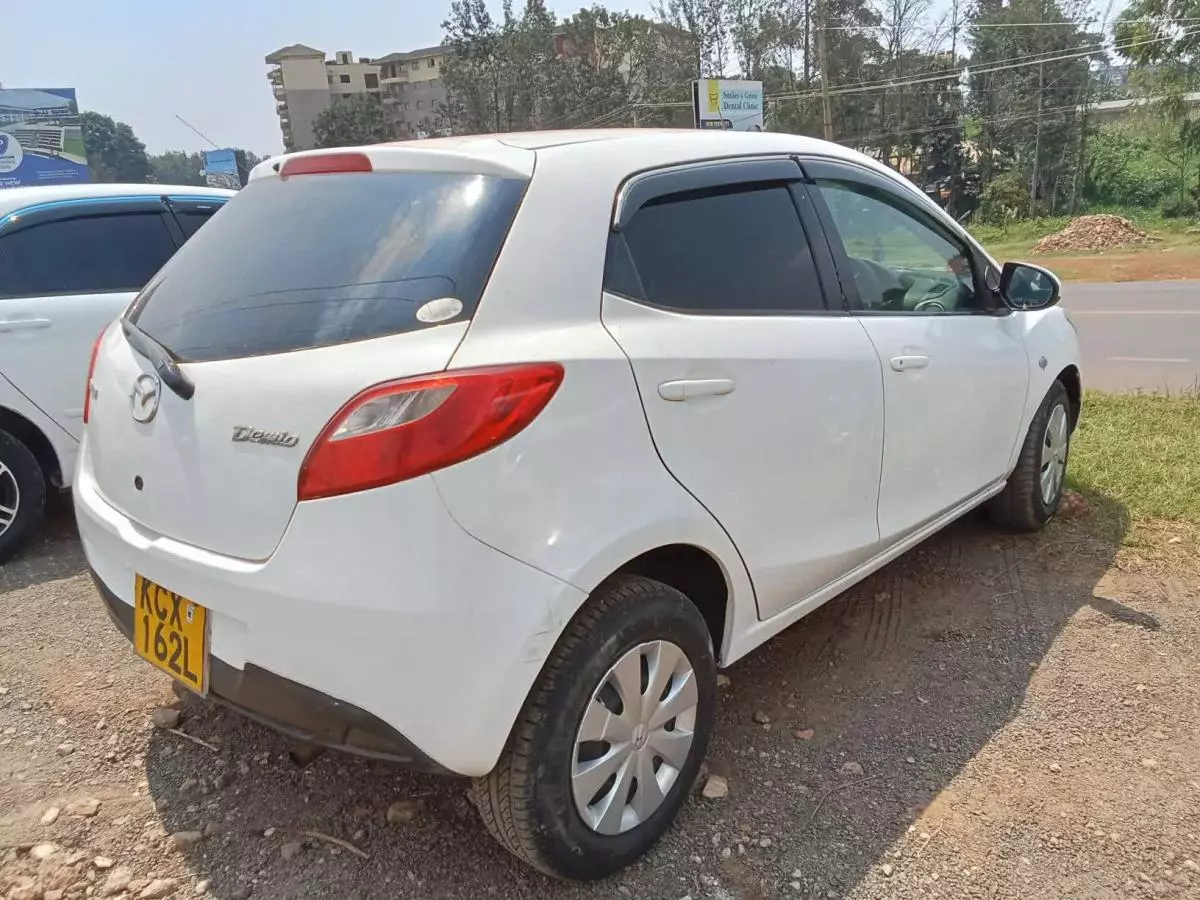 Mazda Demio   - 2012