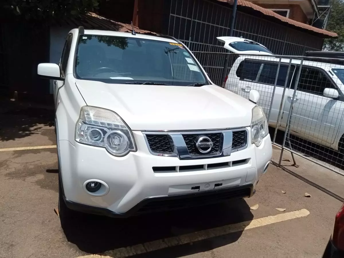 Nissan X-Trail   - 2012