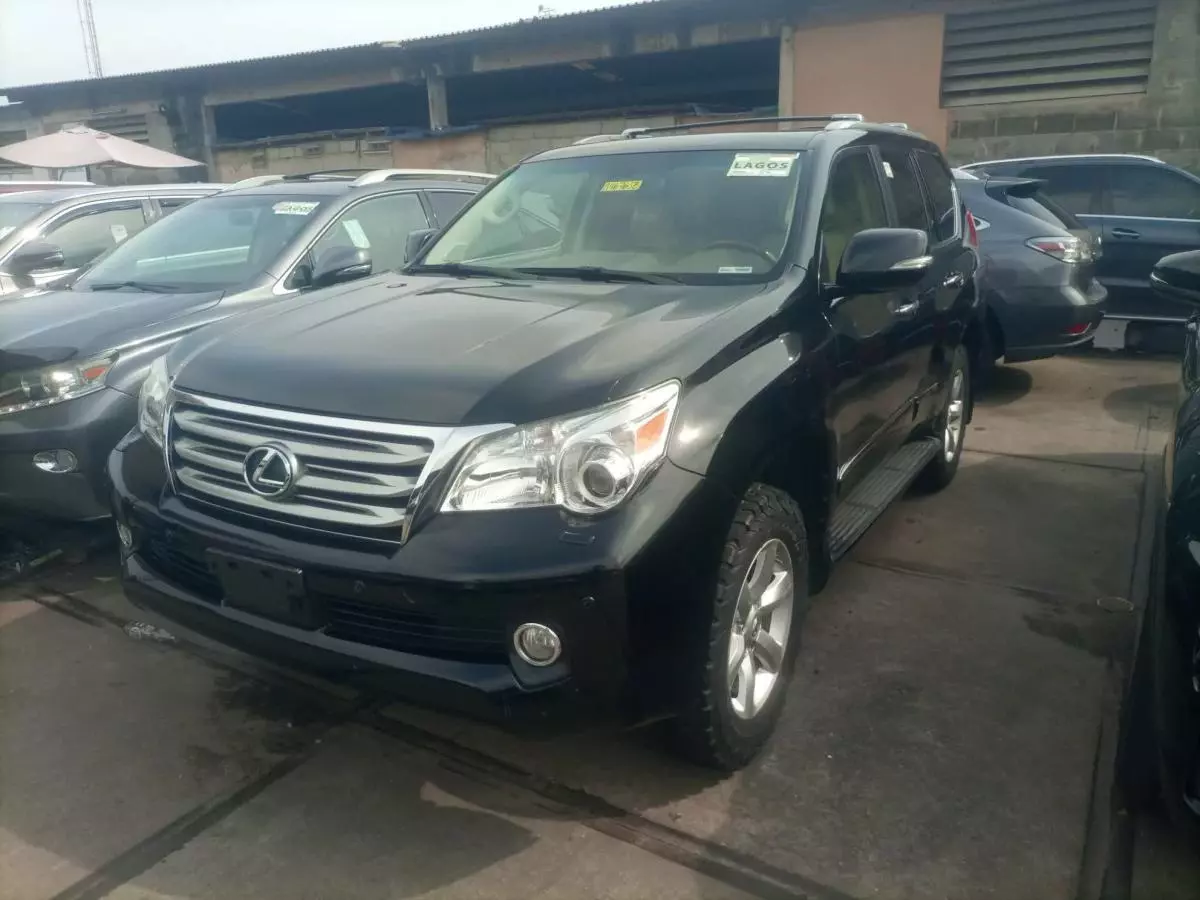 Lexus GX 460   - 2011