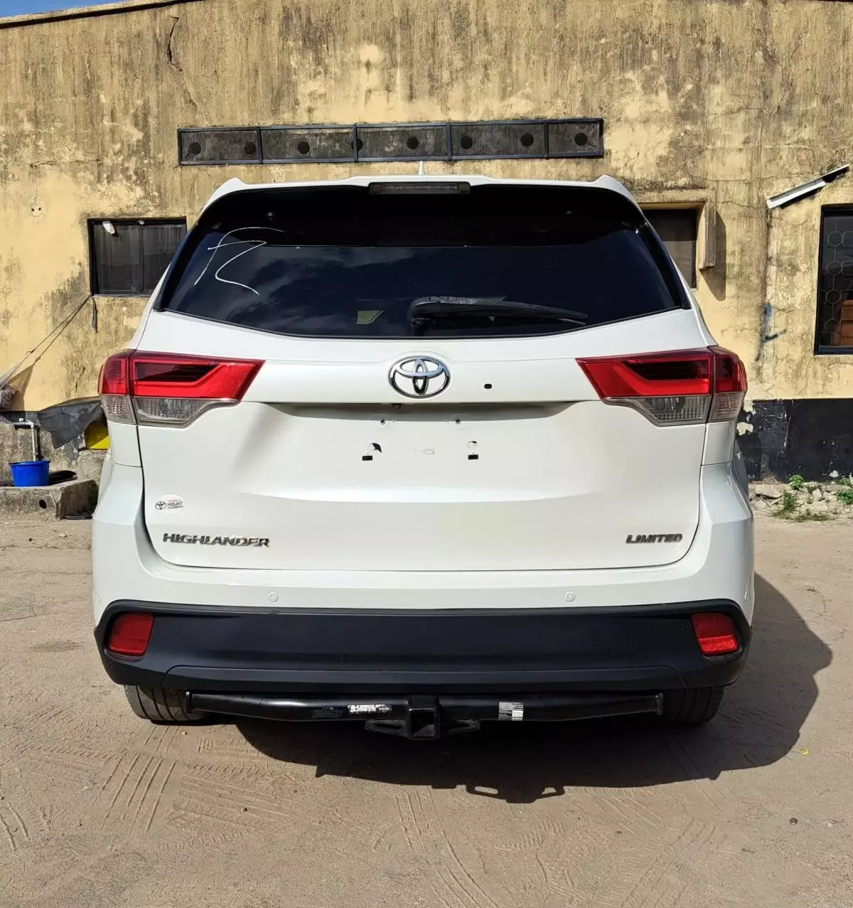 Toyota Highlander   - 2015