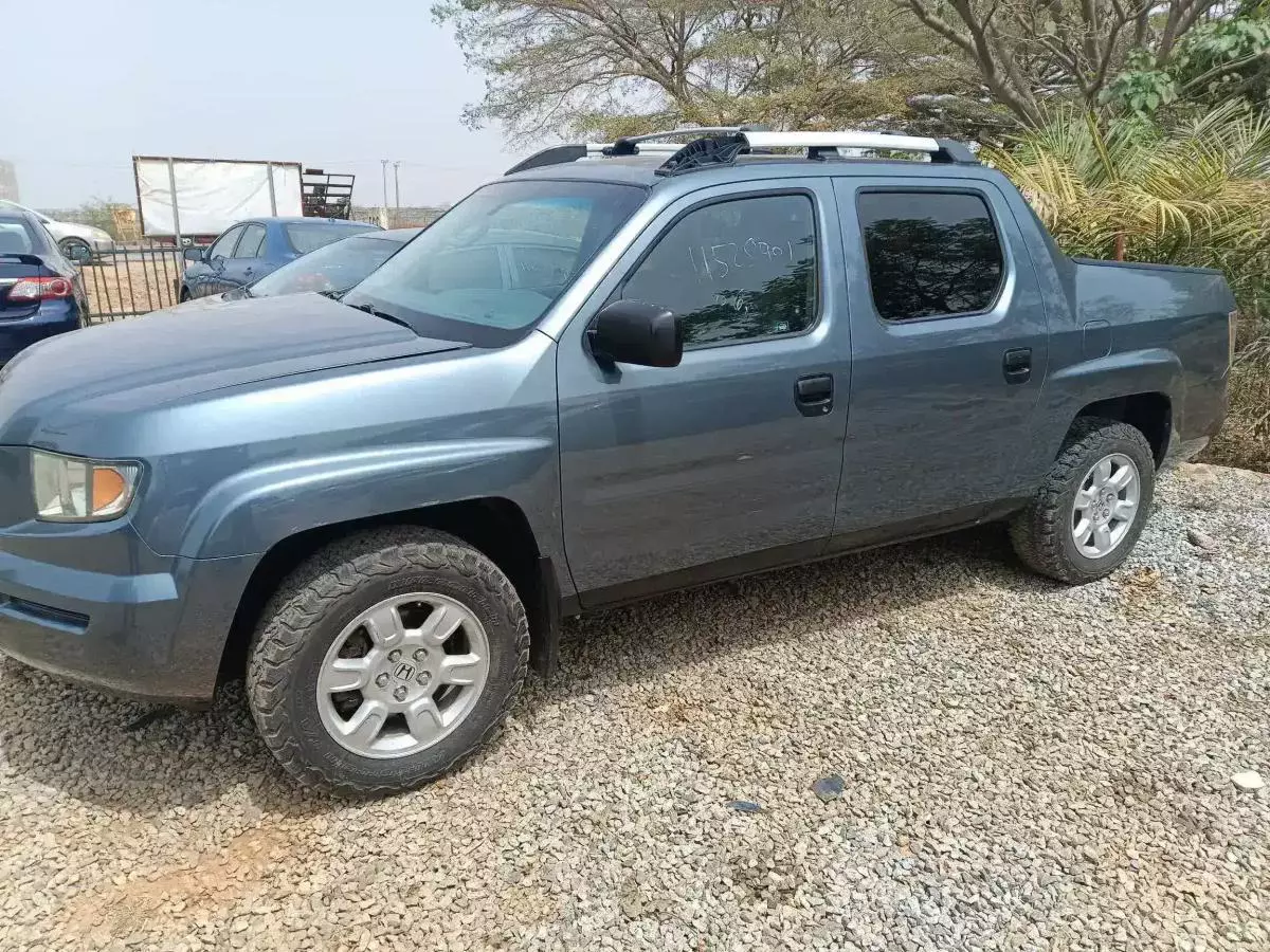 Honda Ridgeline - 2006