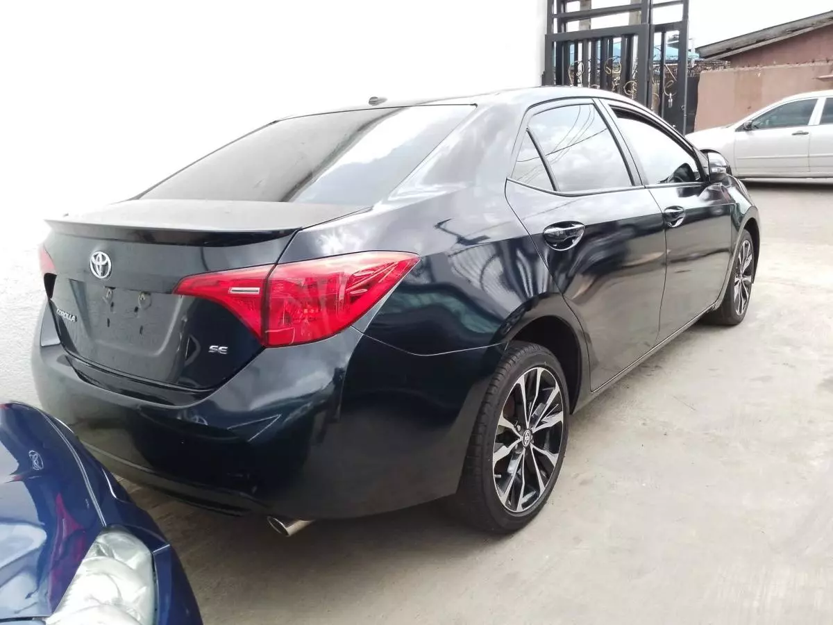 Toyota Corolla   - 2018