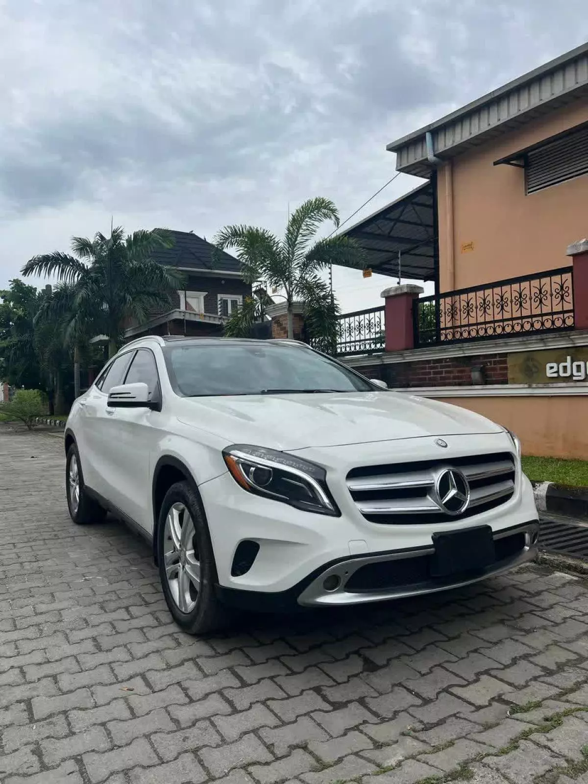 Mercedes-Benz GLA 250   - 2016