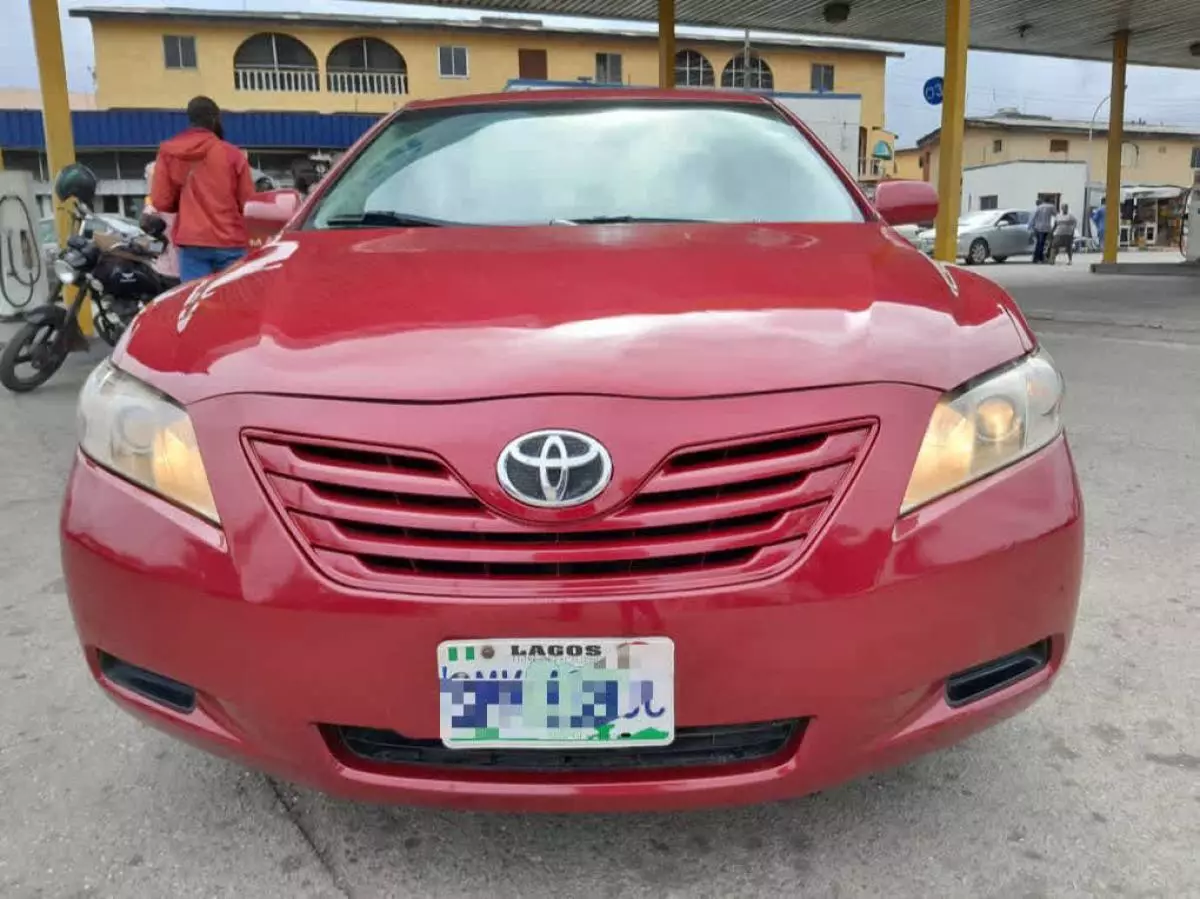 Toyota Camry   - 2007