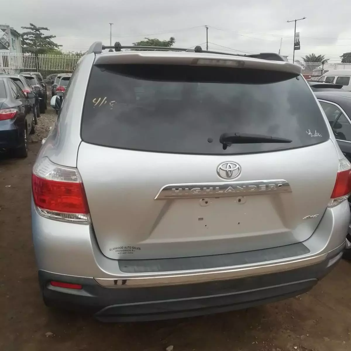 Toyota Highlander   - 2011