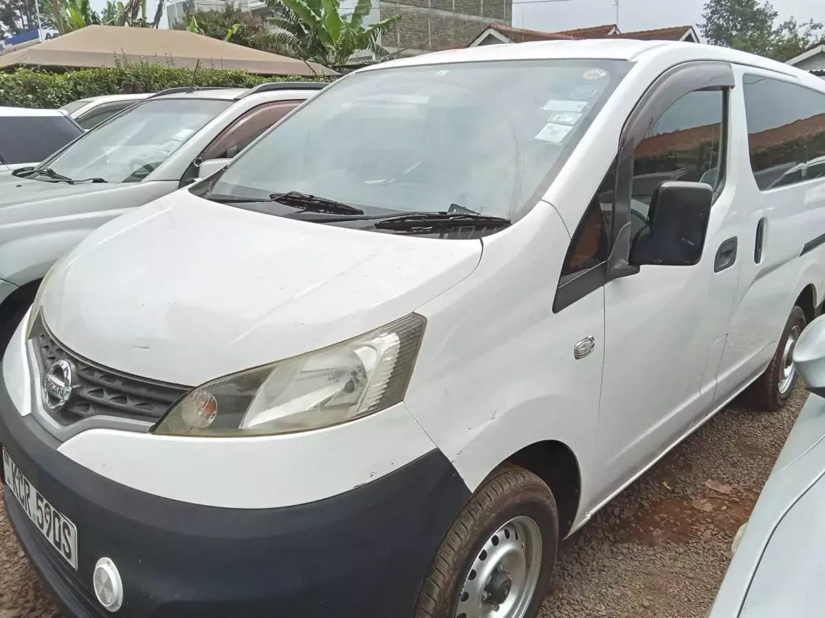 Nissan NV200   - 2011