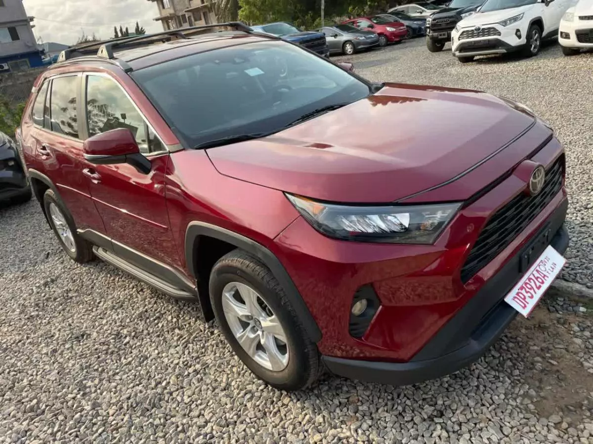 Toyota RAV 4   - 2021