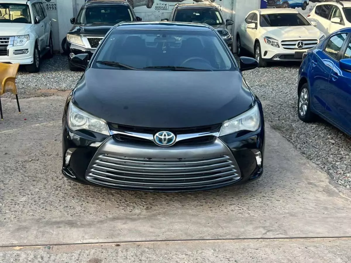 Toyota Camry   - 2015