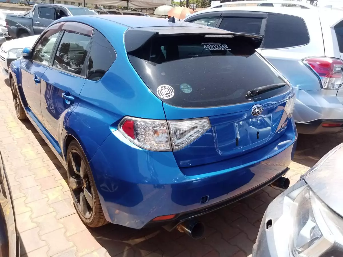 Subaru Impreza   - 2010