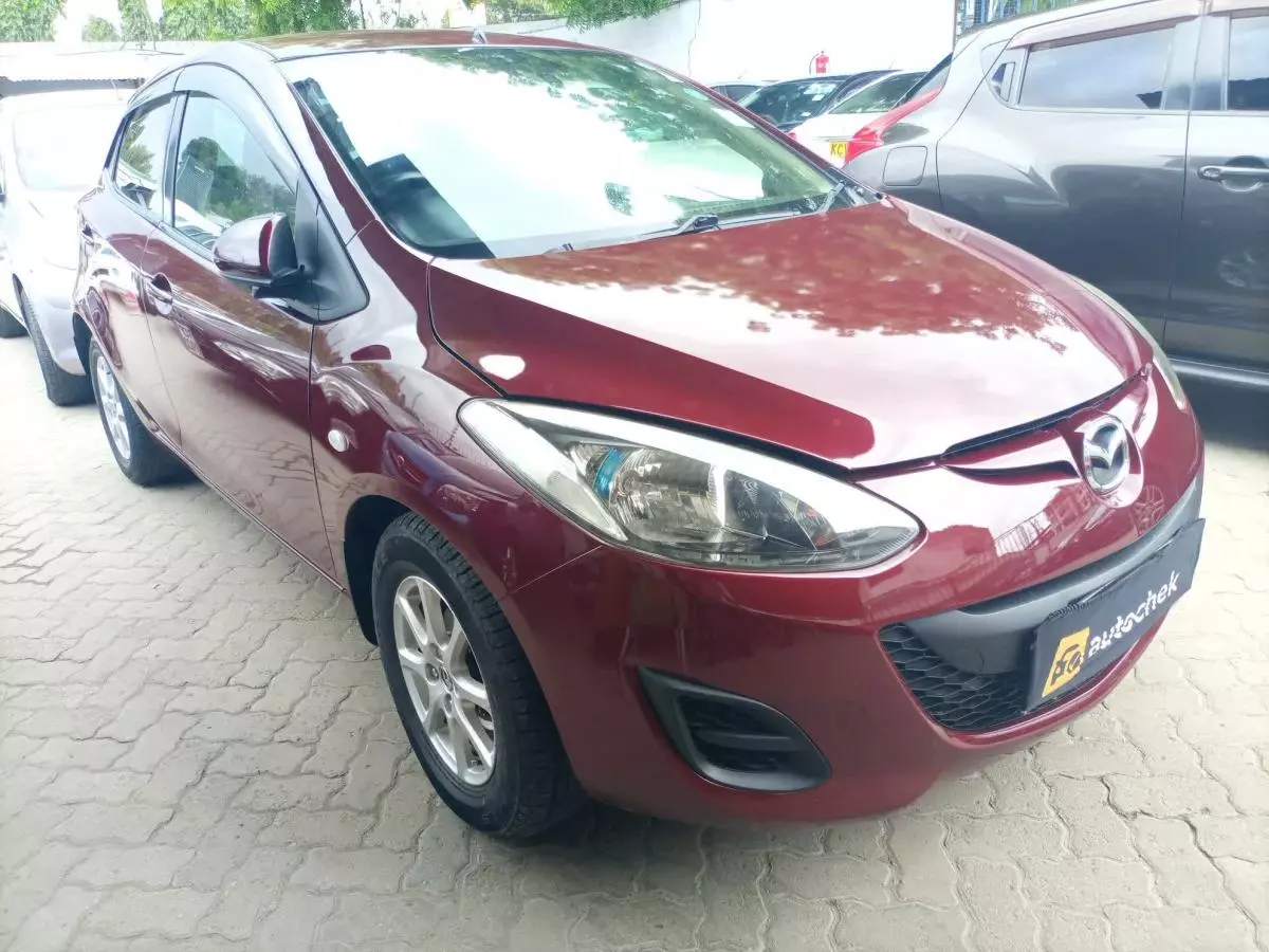 Mazda Demio - 2011