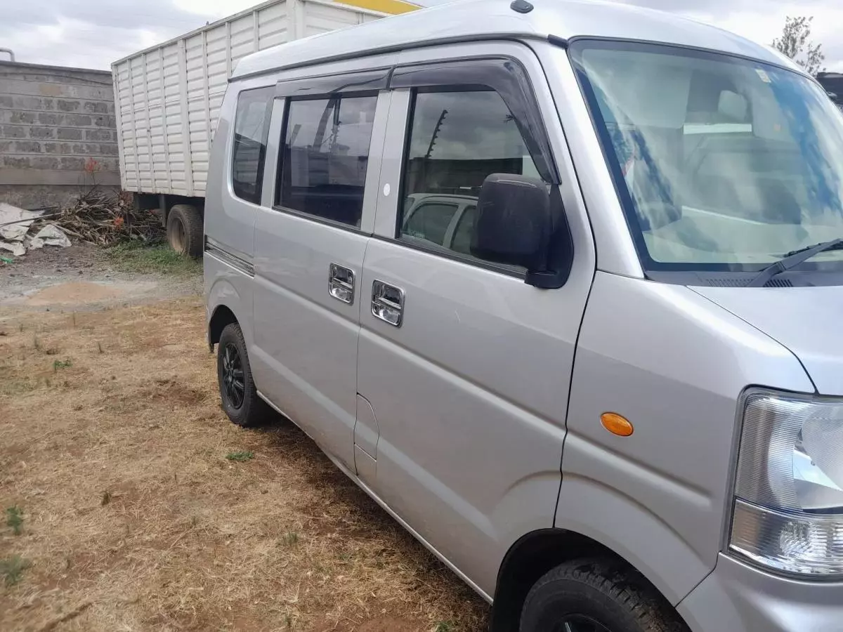 Nissan NV 100 clipper    - 2016