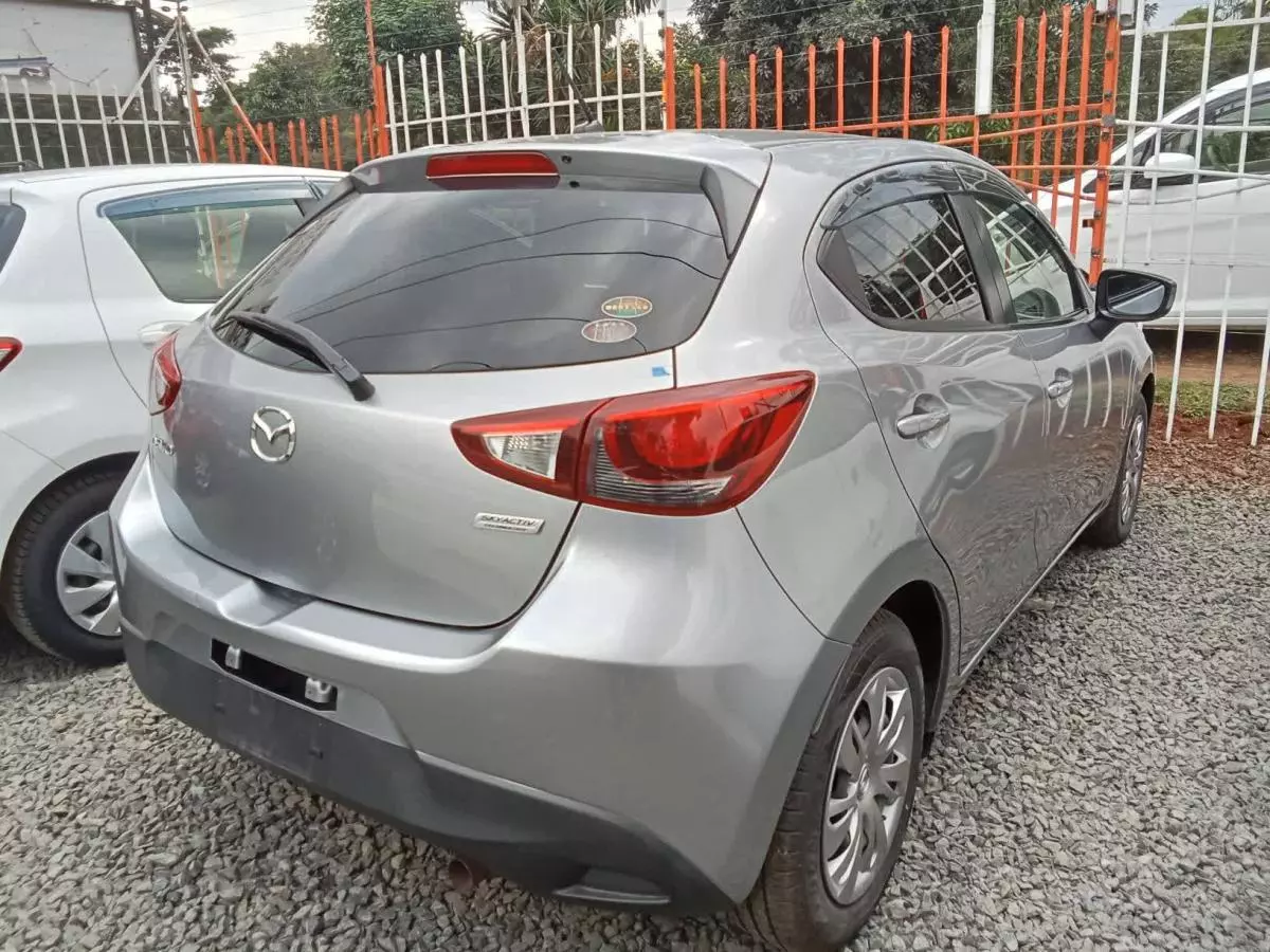 Mazda Demio   - 2016