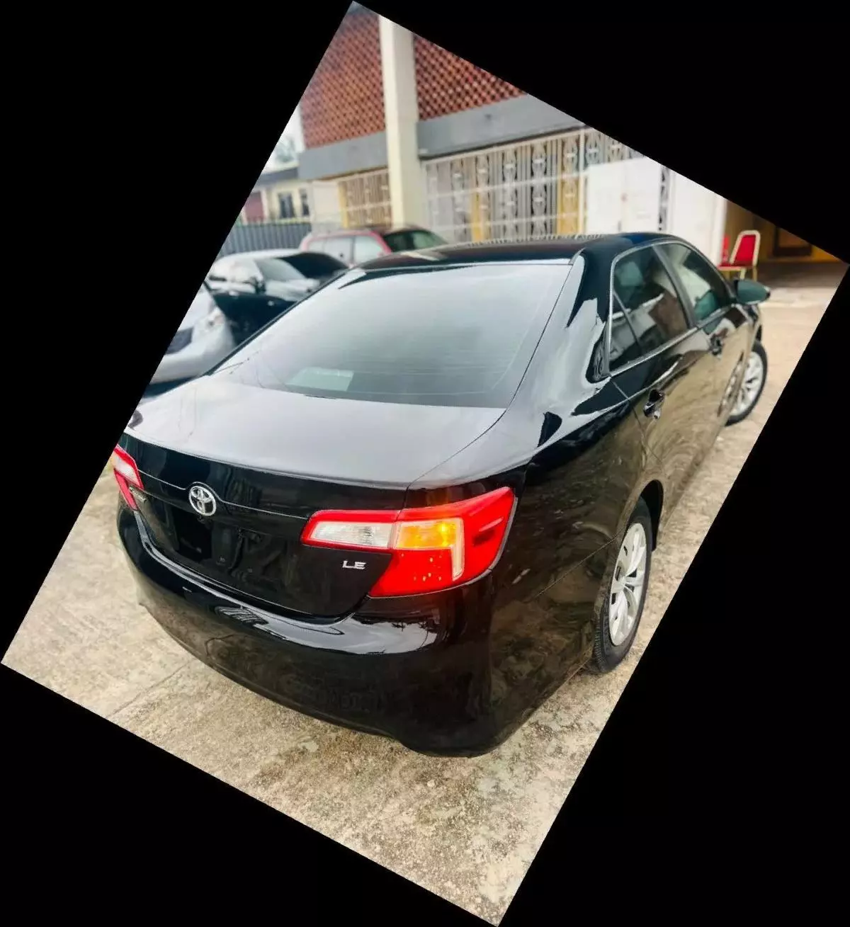 Toyota Camry   - 2012