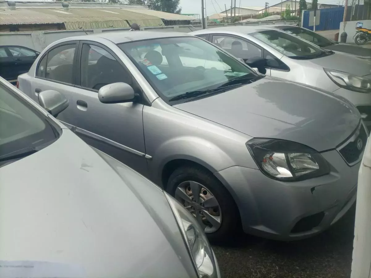 KIA Rio   - 2011