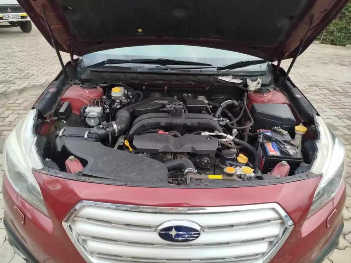 Subaru Outback   - 2015