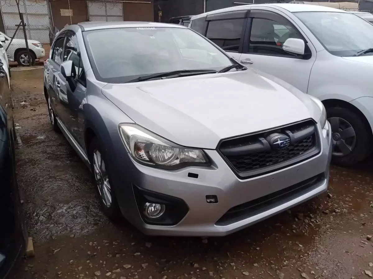 Subaru Impreza   - 2016