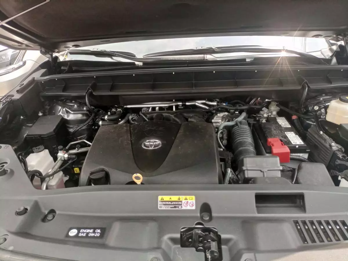 Toyota Highlander - 2021