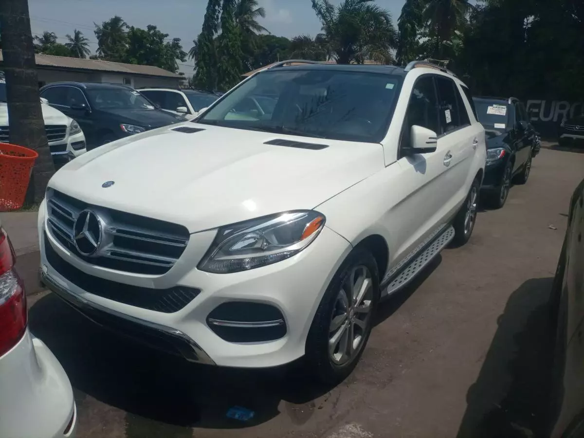 Mercedes-Benz GLE 350   - 2016