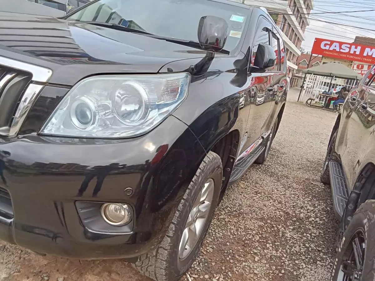 Toyota Land Cruiser Prado TX L   - 2012