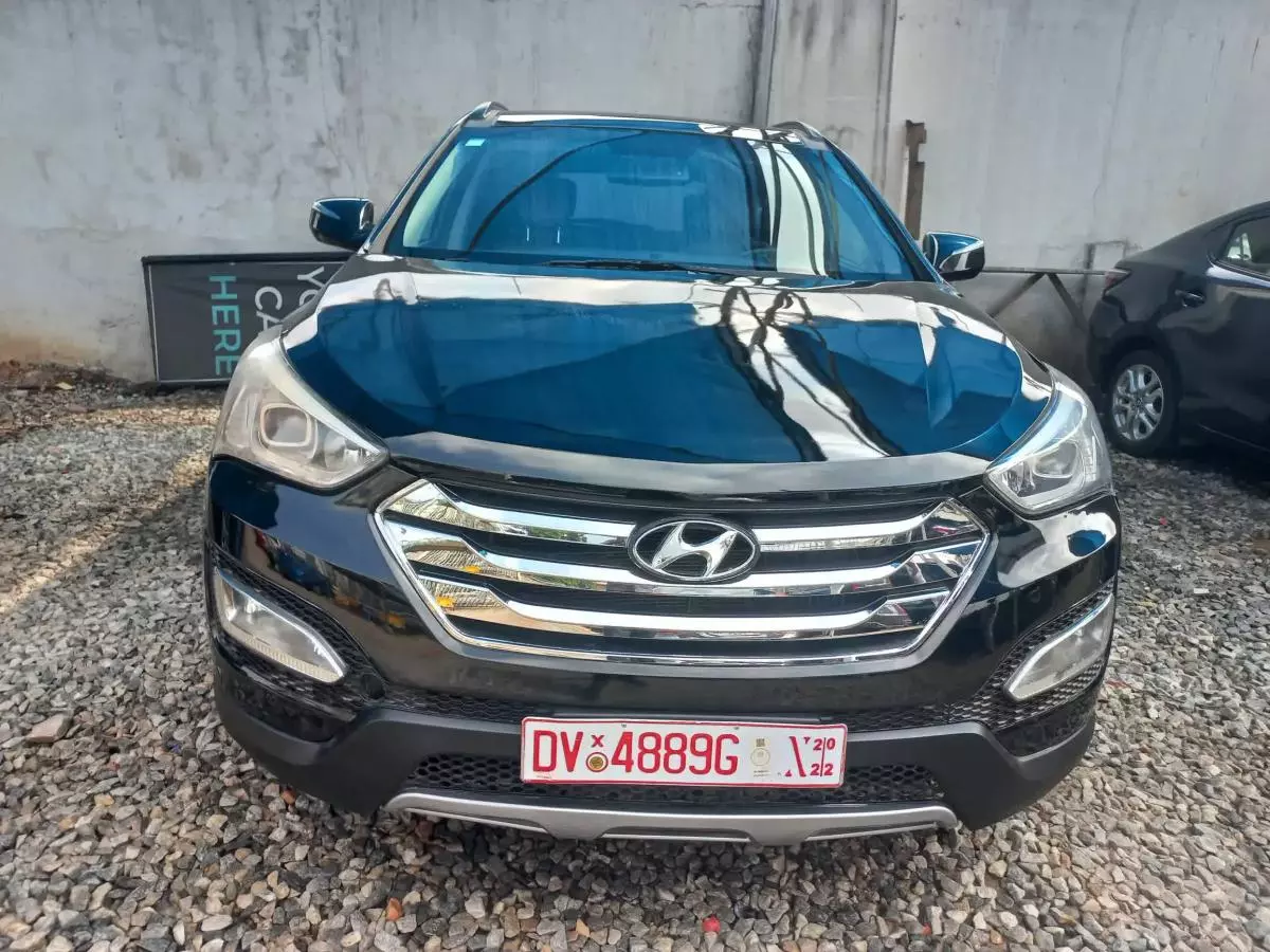 Hyundai Santa Fe - 2014