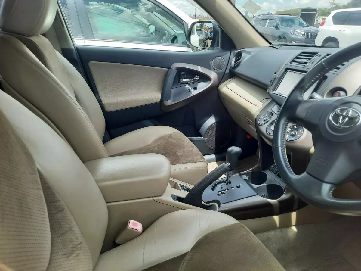 Toyota Vanguard  - 2009