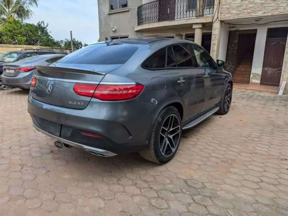 Mercedes-Benz GLE 43 AMG   - 2018