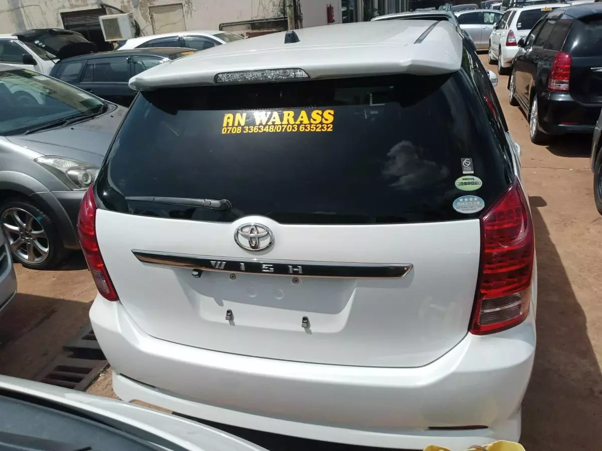 Toyota Wish - 2008