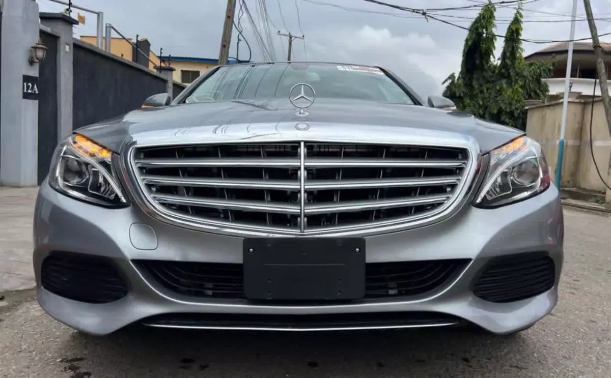 Mercedes-Benz C 300   - 2015