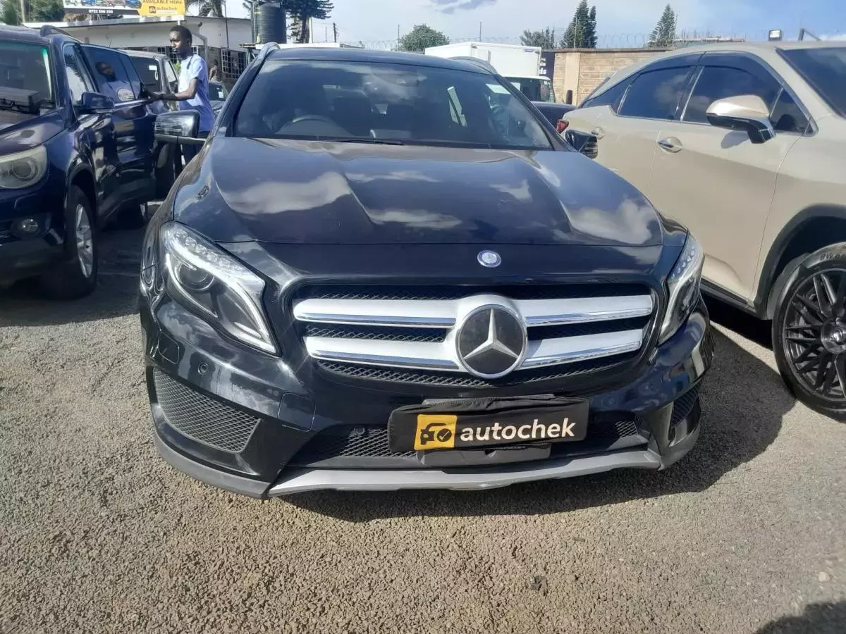 Mercedes-Benz GLA 250   - 2016