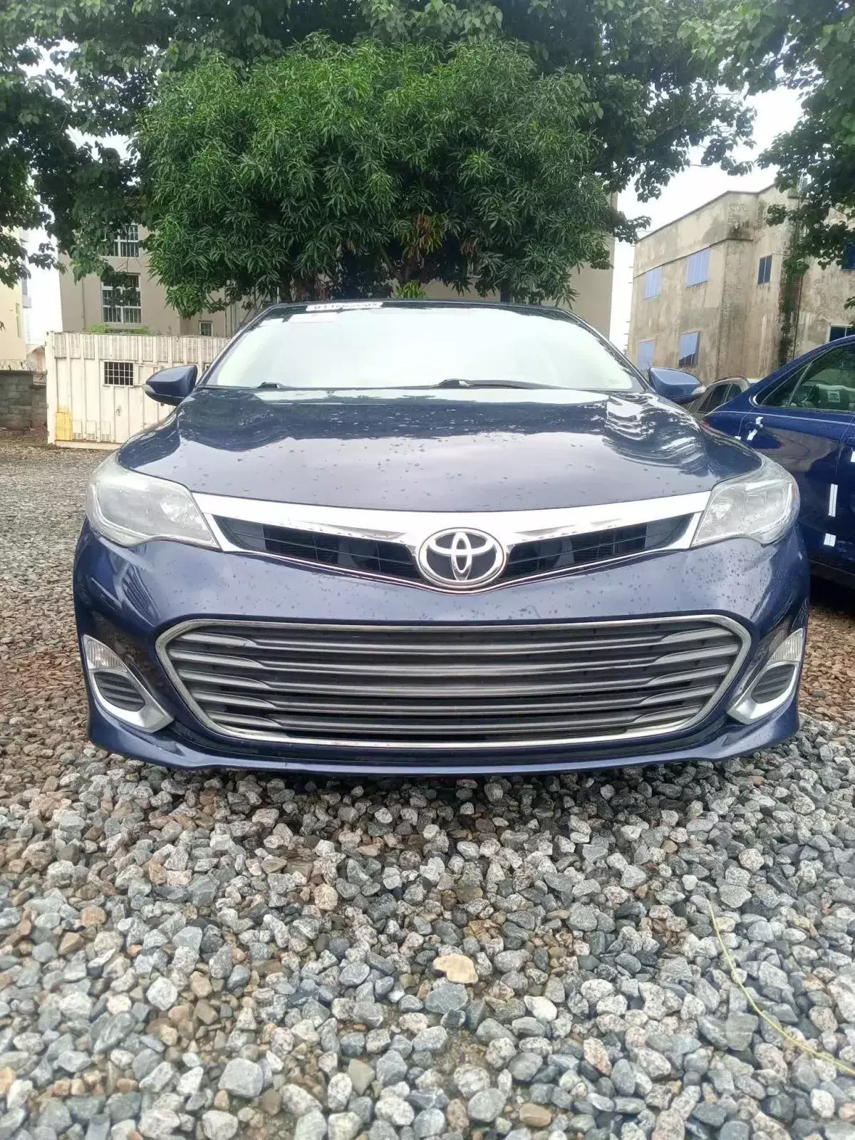 Toyota Avalon   - 2014