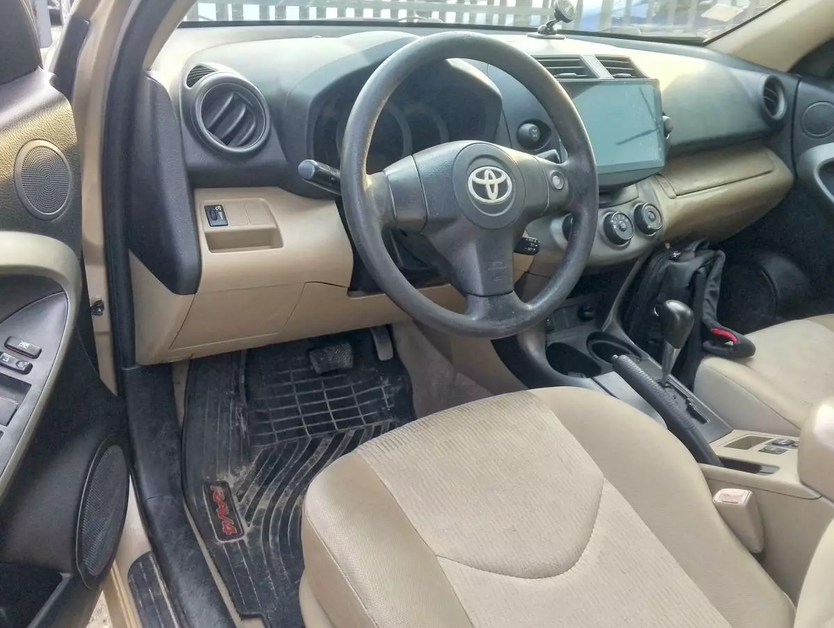 Toyota RAV4   - 2009