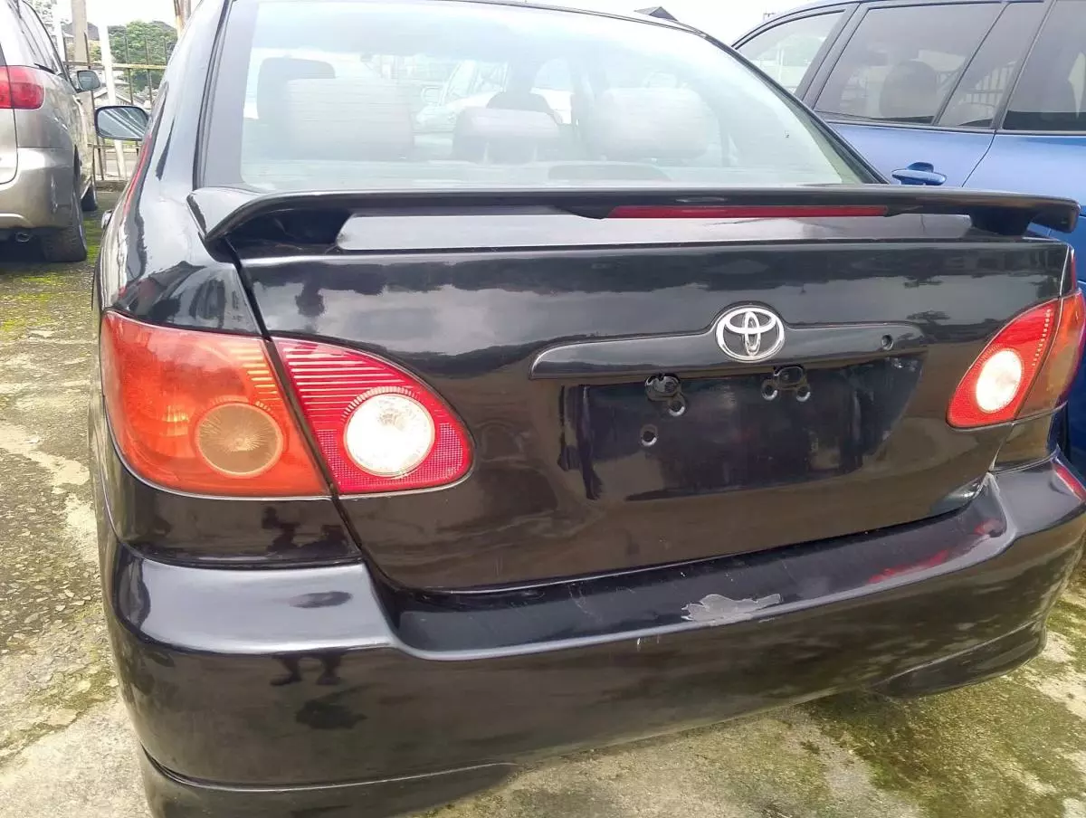 Toyota Corolla   - 2006