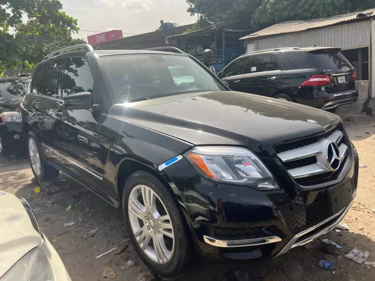 Mercedes-Benz GLK 350   - 2013