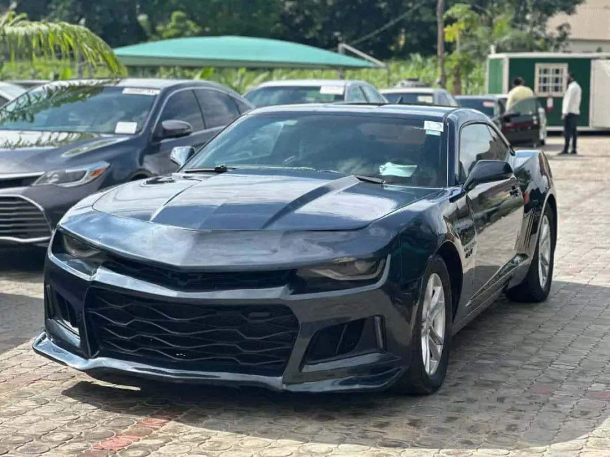 Chevrolet Camaro   - 2015