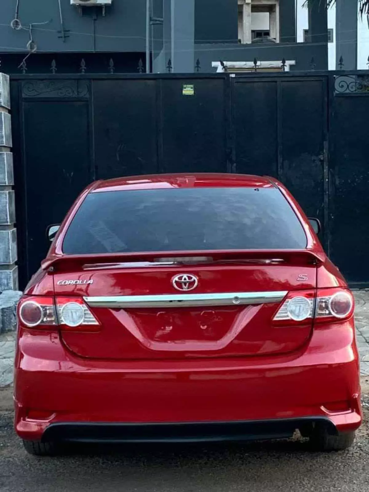 Toyota Corolla   - 2012