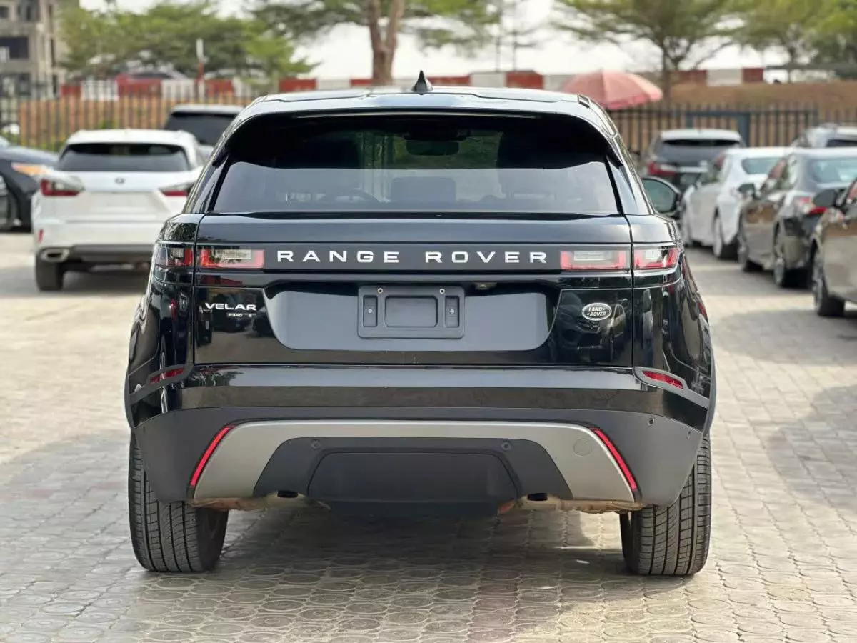 Land Rover Range Rover Velar   - 2021