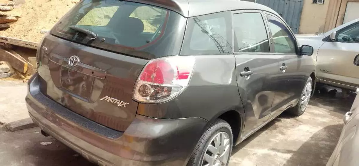 Toyota Matrix - 2006