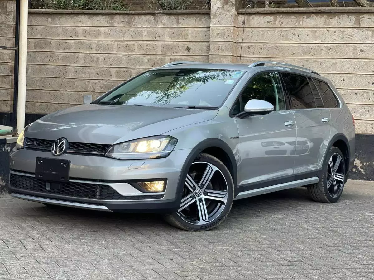 Volkswagen Golf - 2015