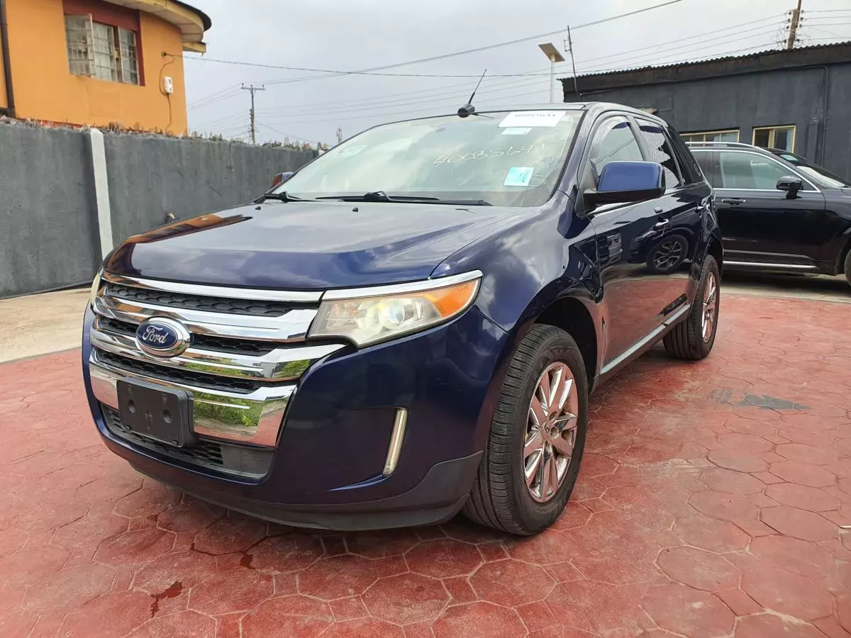 Ford Edge   - 2011