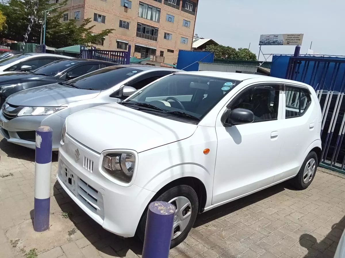 SUZUKI Alto GLX   - 2017