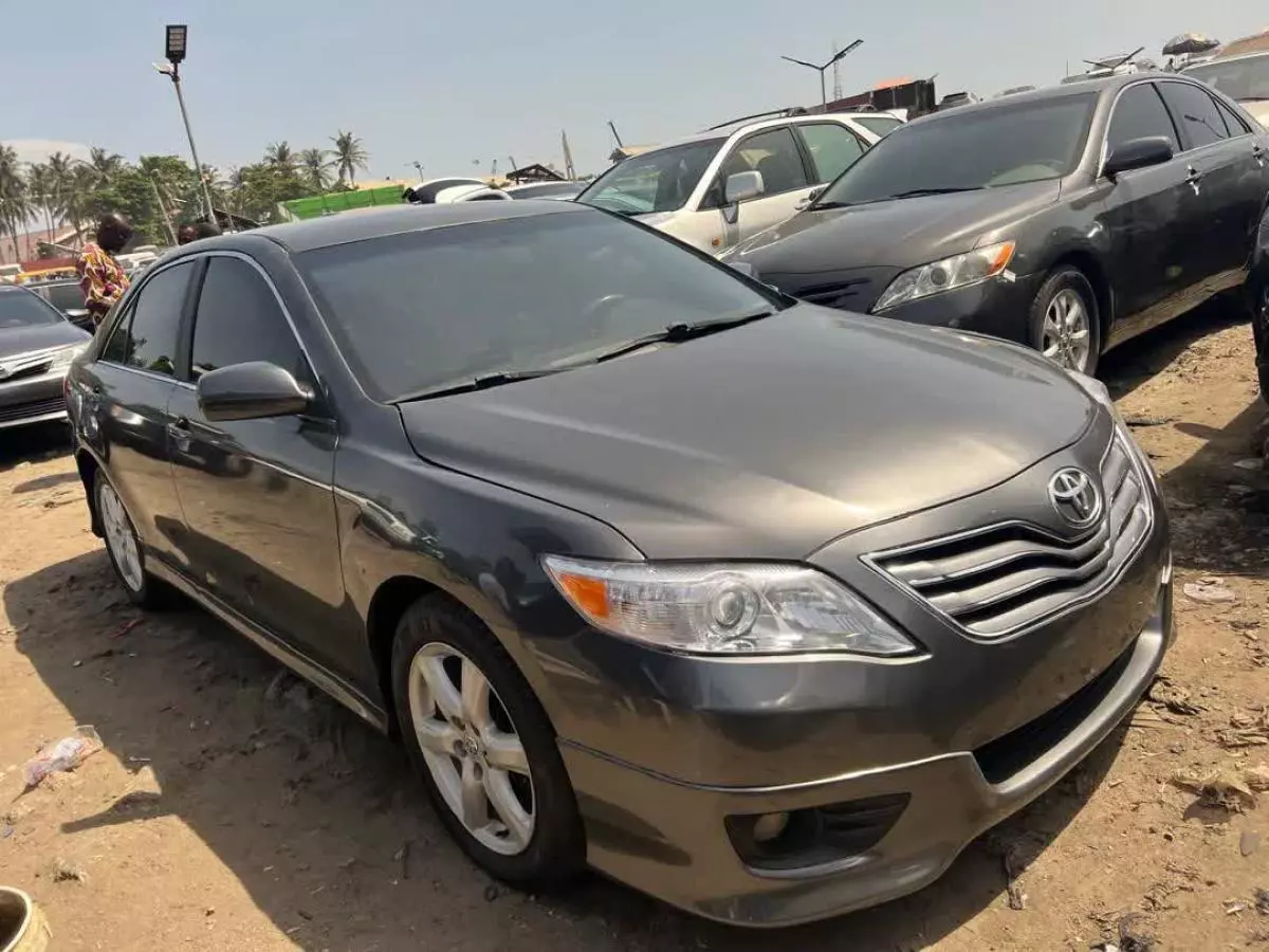 Toyota Camry   - 2007